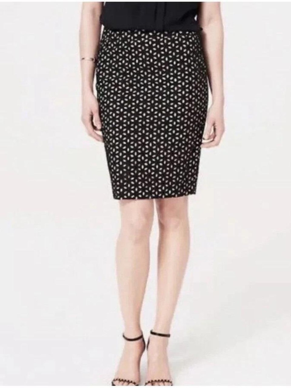 Ann Taylor LOFT eyelet lace lined skirt